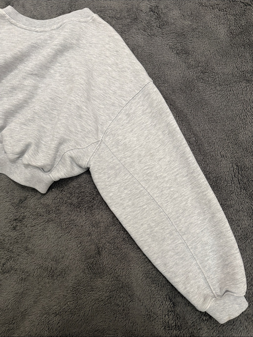 Oner Active Light Gray V-Neck Cropped Sweater - Picture 6 of 7